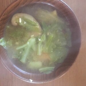 干し椎茸キャベツ油揚げのお味噌汁